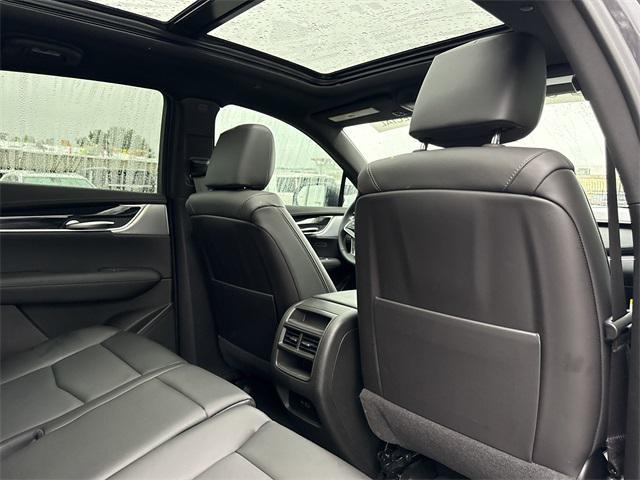 new 2025 Cadillac XT5 car, priced at $54,145