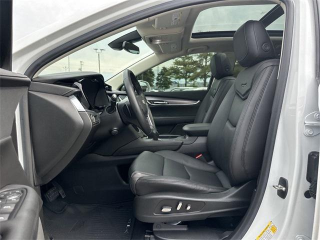 used 2019 Cadillac XT5 car, priced at $23,355