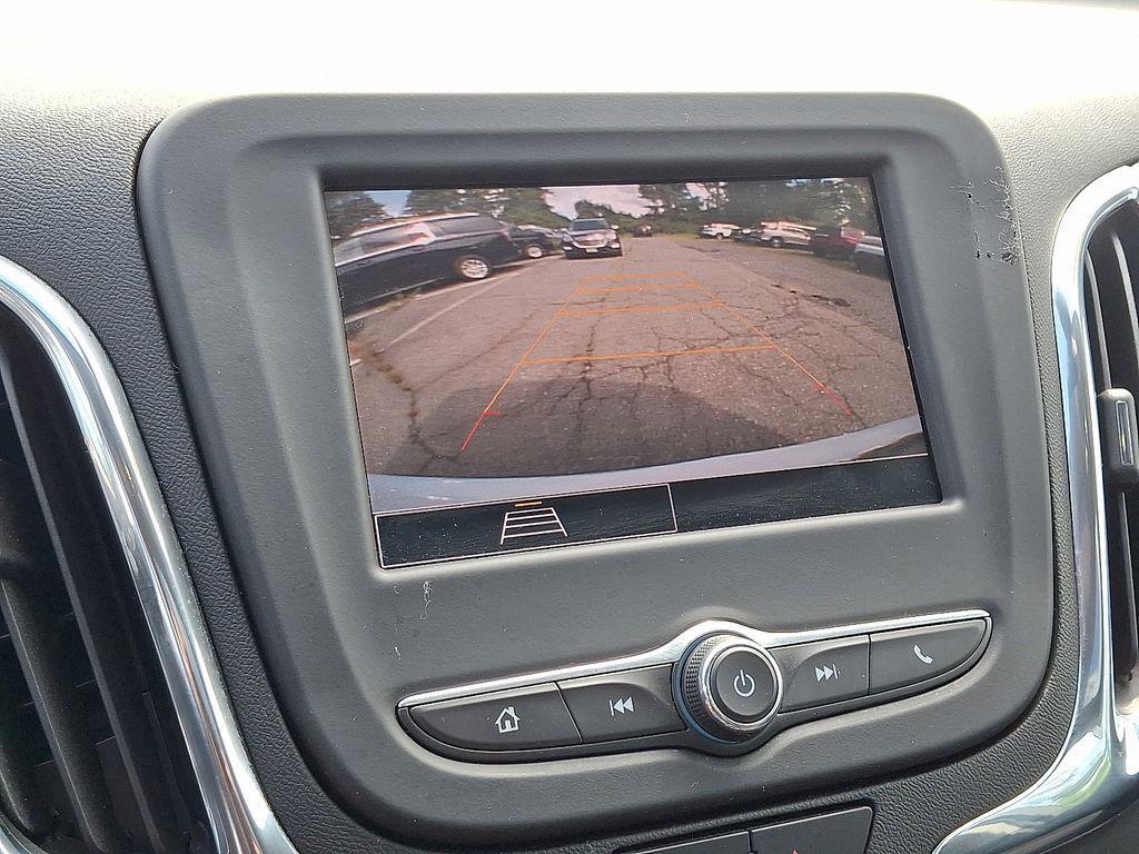 used 2022 Chevrolet Equinox car, priced at $20,000