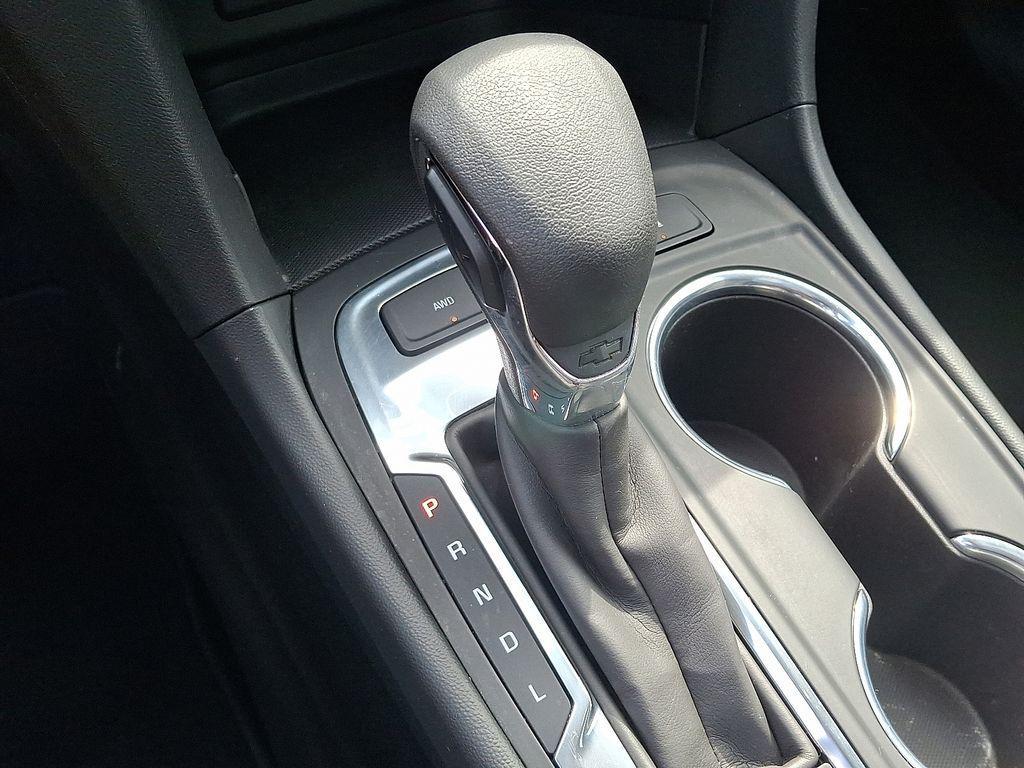 used 2022 Chevrolet Equinox car, priced at $20,000
