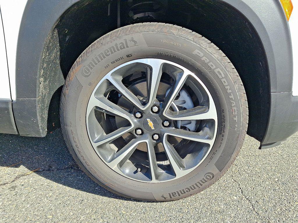 used 2026 Chevrolet TrailBlazer car, priced at $29,592