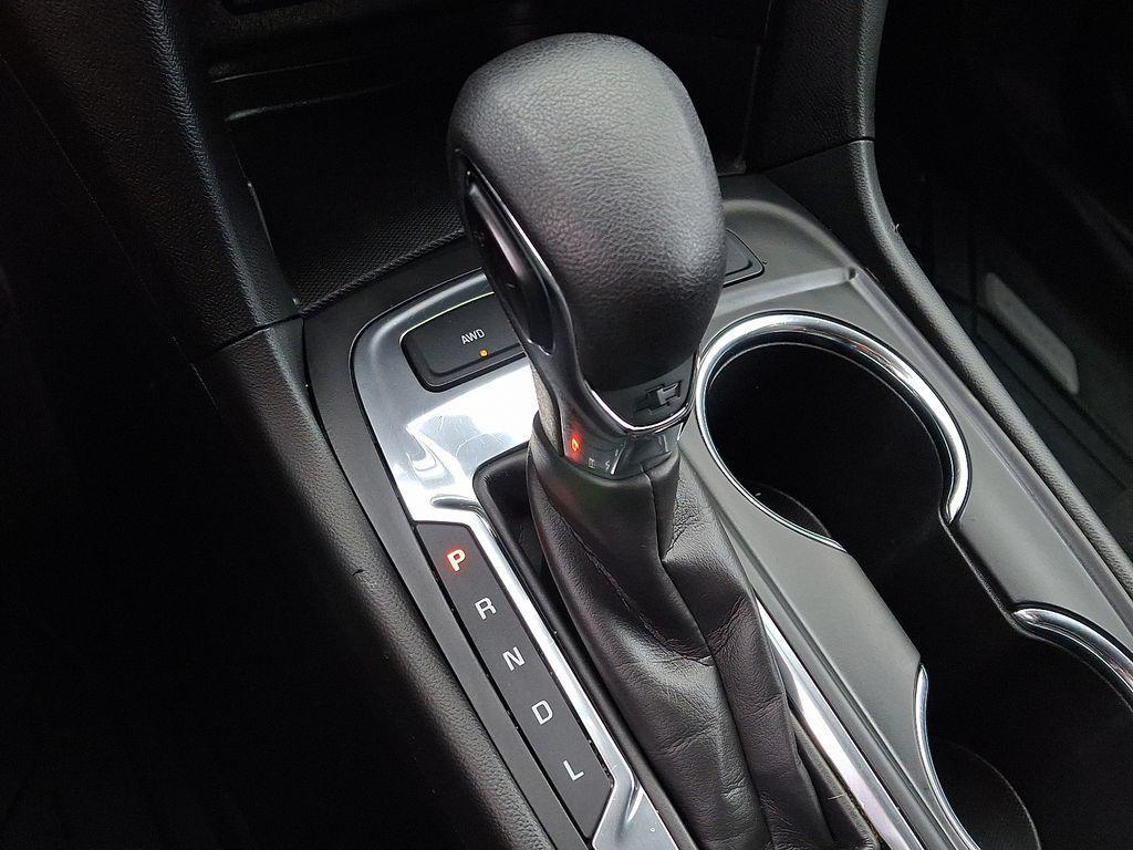 used 2023 Chevrolet Equinox car, priced at $18,000