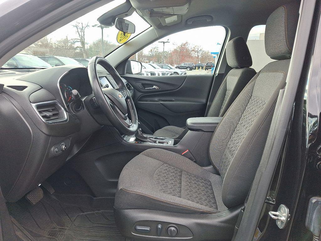 used 2023 Chevrolet Equinox car, priced at $18,000