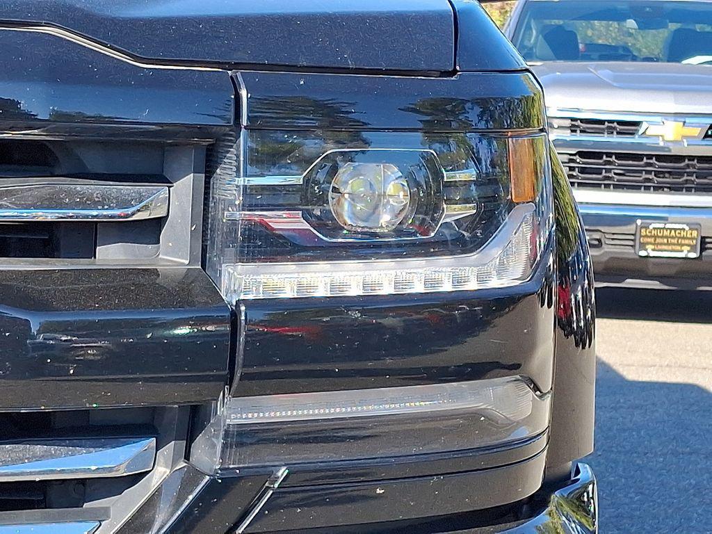 used 2018 Chevrolet Silverado 1500 car, priced at $30,577