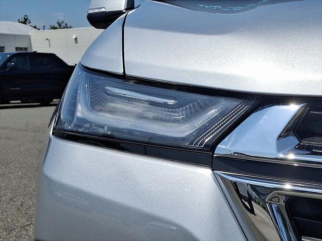 used 2022 Chevrolet Traverse car, priced at $30,000