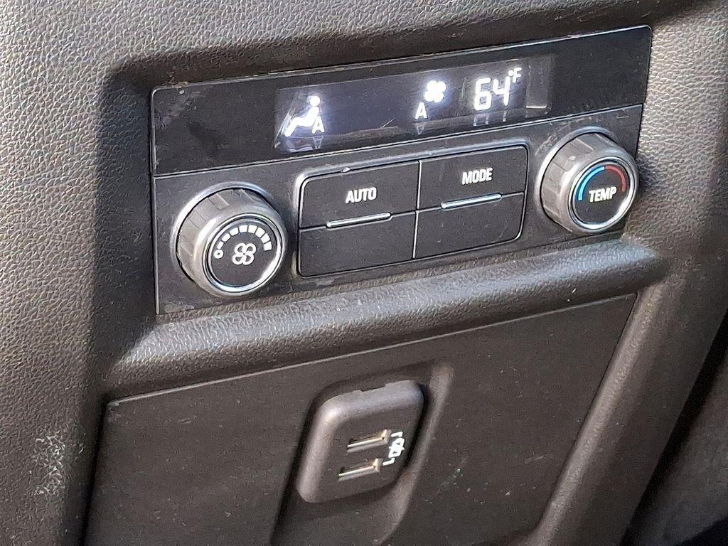 used 2022 Chevrolet Traverse car, priced at $29,500