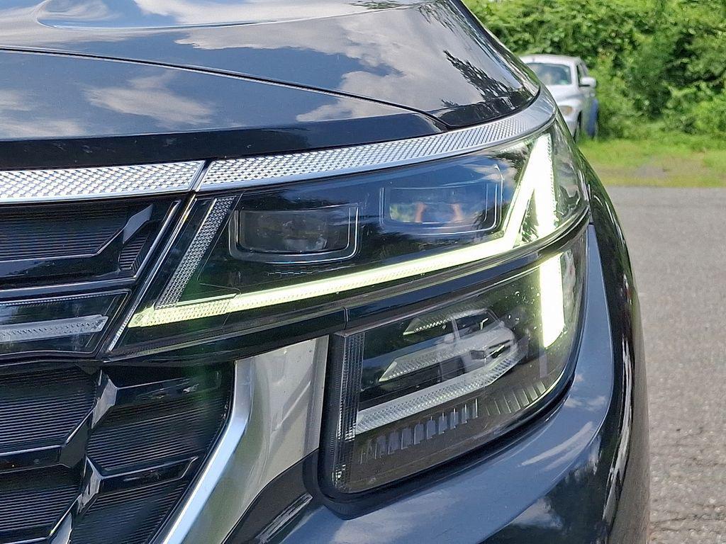 used 2024 Kia Seltos car, priced at $26,000