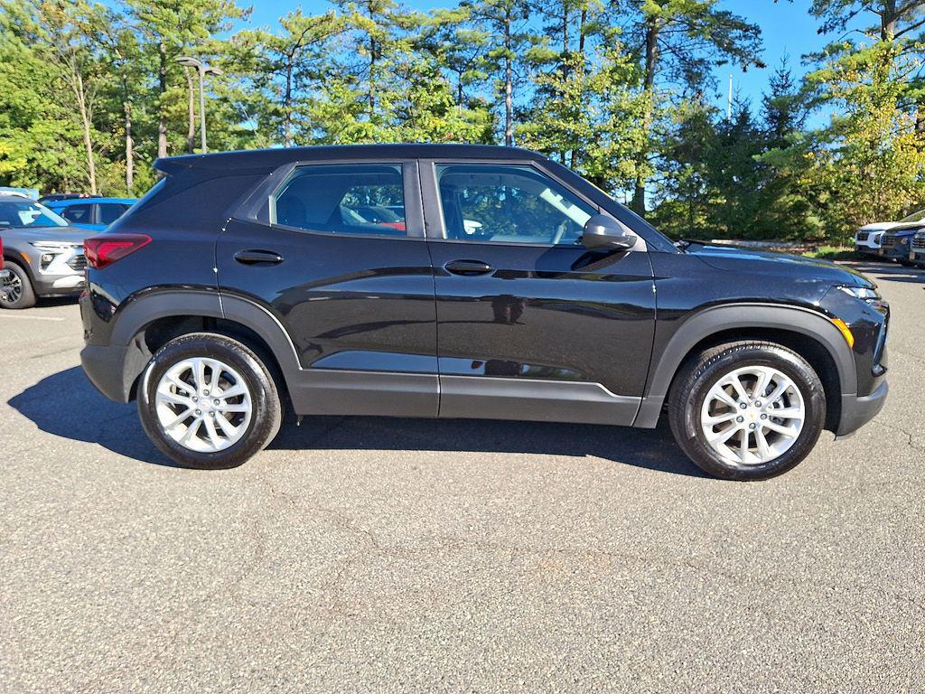 used 2024 Chevrolet TrailBlazer car, priced at $22,477