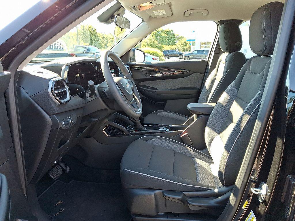 used 2024 Chevrolet TrailBlazer car, priced at $22,477