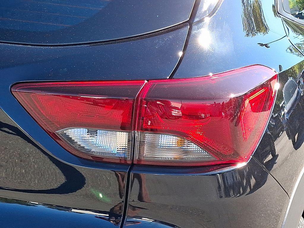 used 2024 Chevrolet TrailBlazer car, priced at $22,477