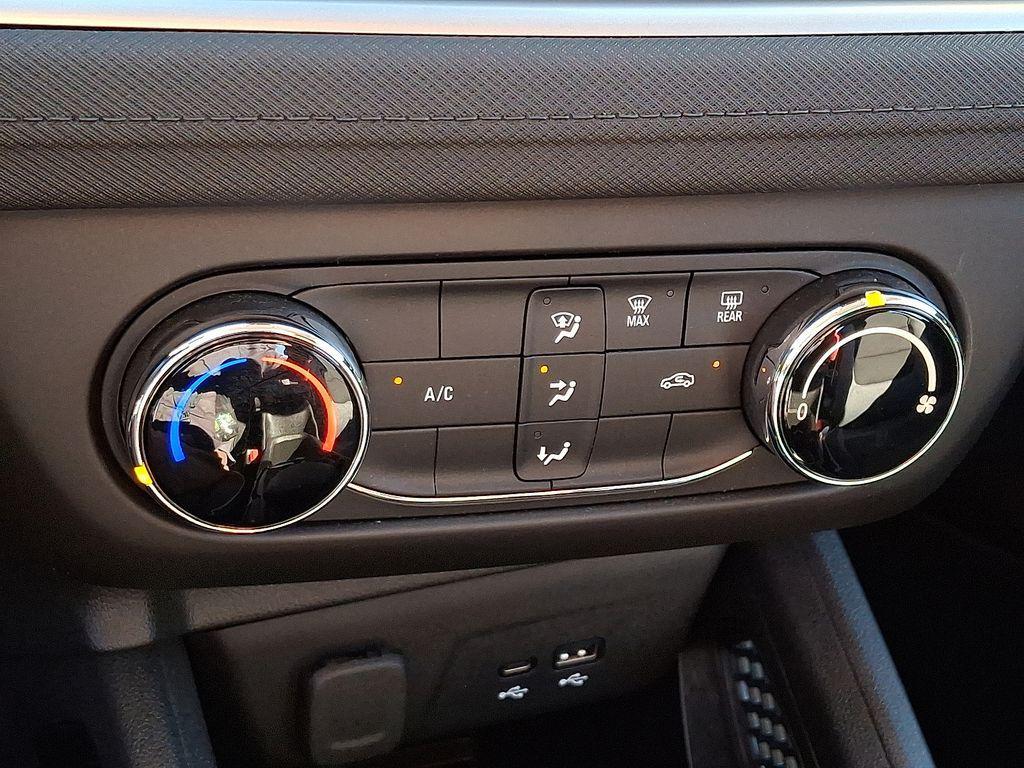 used 2024 Chevrolet TrailBlazer car, priced at $22,477