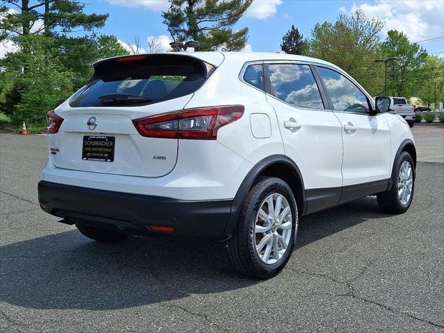 used 2020 Nissan Rogue Sport car, priced at $15,000