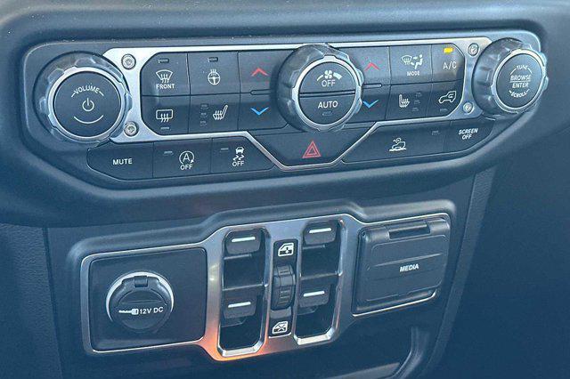 new 2023 Jeep Gladiator car, priced at $47,565