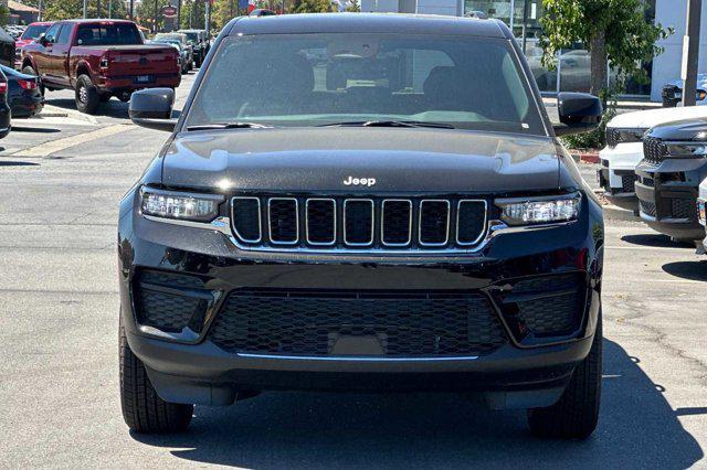 new 2024 Jeep Grand Cherokee car, priced at $40,975