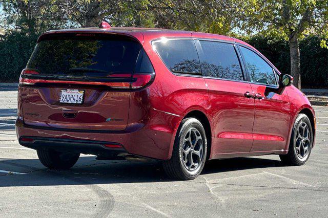 used 2022 Chrysler Pacifica Hybrid car, priced at $29,888