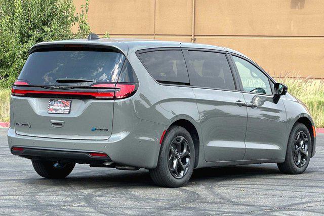 new 2023 Chrysler Pacifica Hybrid car, priced at $57,470