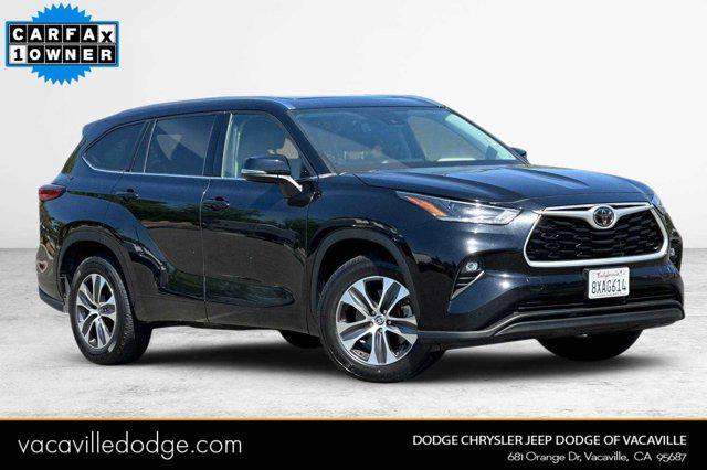 used 2021 Toyota Highlander car, priced at $28,349