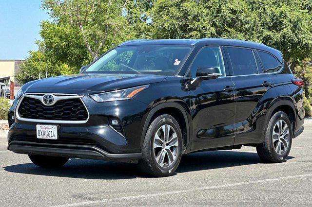 used 2021 Toyota Highlander car, priced at $28,349