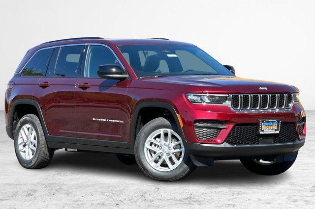 new 2024 Jeep Grand Cherokee car, priced at $43,175