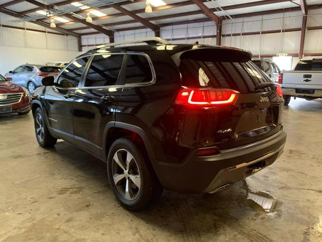 used 2019 Jeep Cherokee car, priced at $15,965