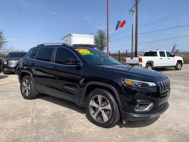 used 2019 Jeep Cherokee car, priced at $15,999