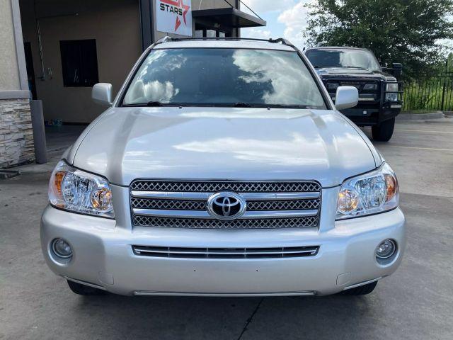 used 2007 Toyota Highlander Hybrid car, priced at $5,999