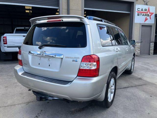 used 2007 Toyota Highlander Hybrid car, priced at $5,999