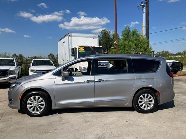 used 2018 Chrysler Pacifica car, priced at $10,499