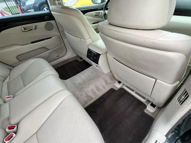 used 2007 Lexus LS 460 car, priced at $6,900