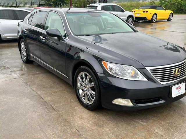 used 2007 Lexus LS 460 car, priced at $6,900