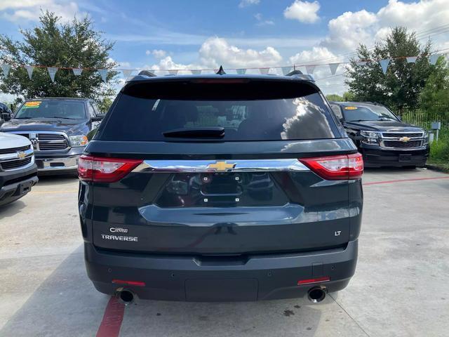 used 2020 Chevrolet Traverse car, priced at $18,399