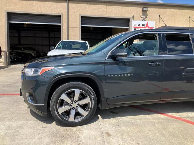 used 2020 Chevrolet Traverse car, priced at $18,399