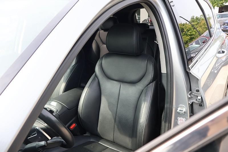 used 2023 Hyundai Santa Fe car, priced at $26,500