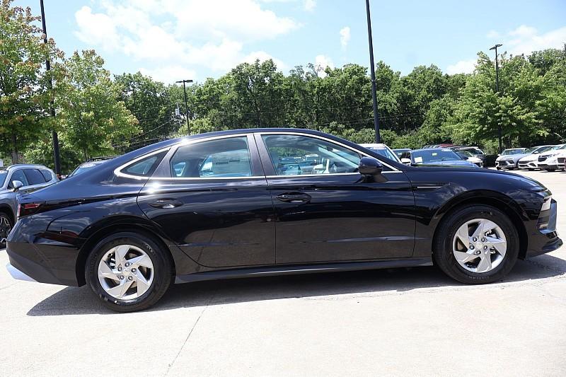 new 2025 Hyundai Sonata car, priced at $27,448
