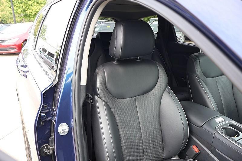 used 2022 Hyundai Santa Fe car, priced at $25,990
