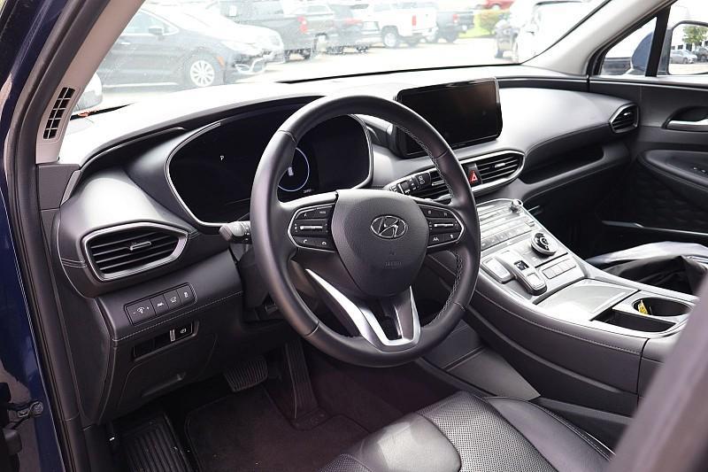 used 2022 Hyundai Santa Fe car, priced at $25,990