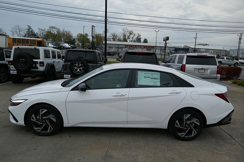 new 2025 Hyundai Elantra car, priced at $24,097