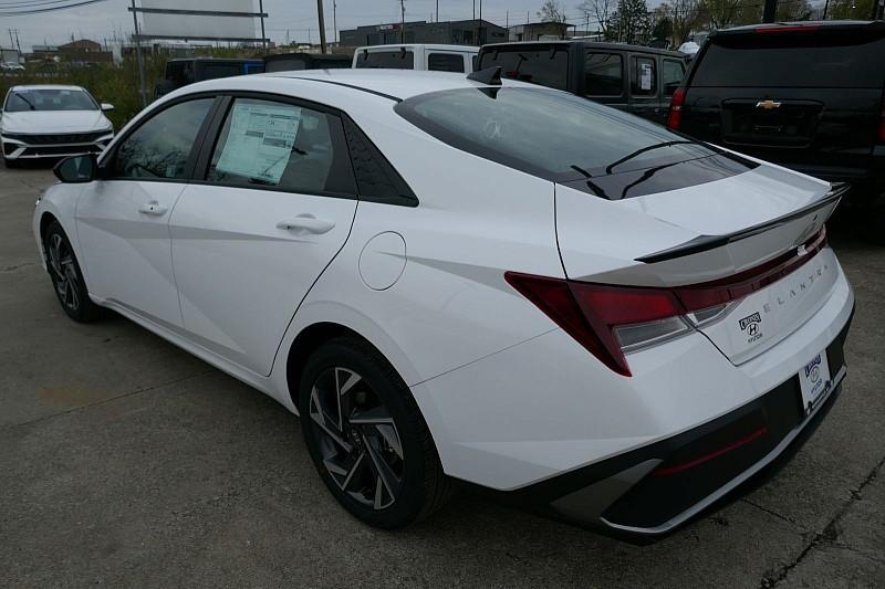 new 2025 Hyundai Elantra car, priced at $24,097