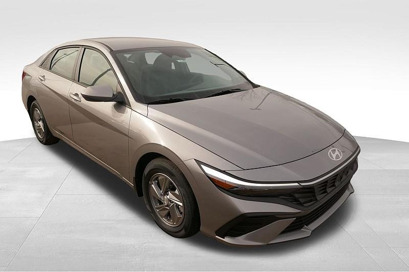 new 2025 Hyundai Elantra car, priced at $22,995