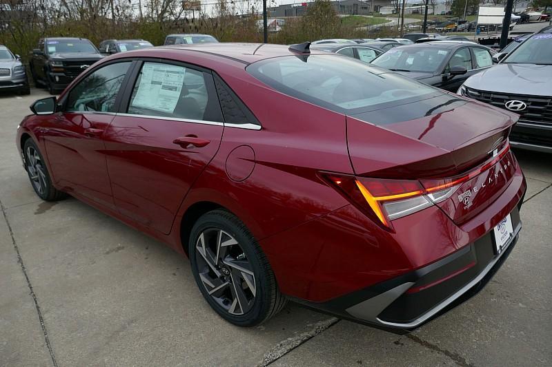 new 2025 Hyundai Elantra car, priced at $26,769