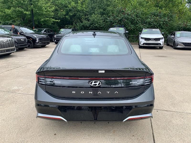 new 2024 Hyundai Sonata car, priced at $30,799