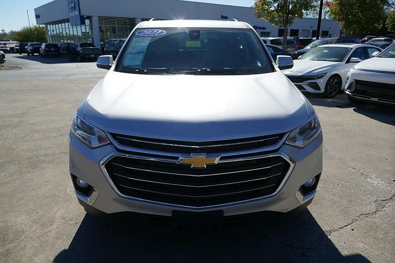 used 2021 Chevrolet Traverse car, priced at $29,490