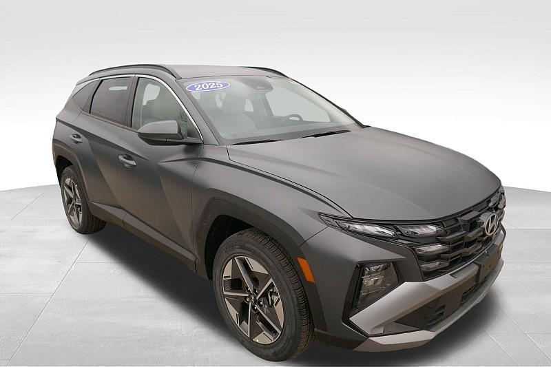 new 2025 Hyundai Tucson car, priced at $33,570