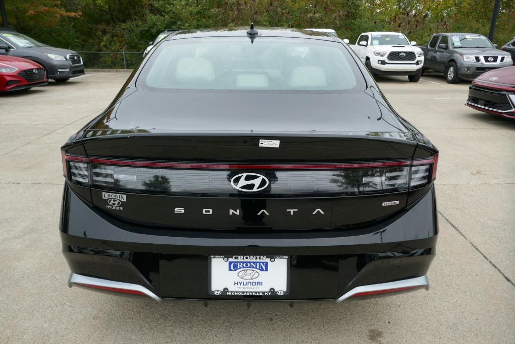 new 2025 Hyundai Sonata car, priced at $29,182