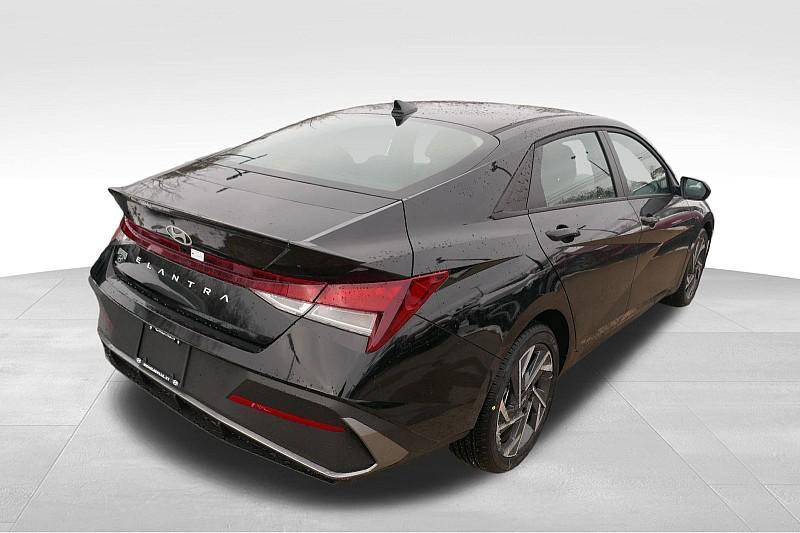 new 2025 Hyundai Elantra car, priced at $24,057