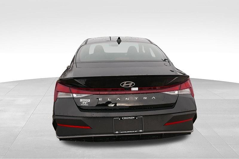 new 2025 Hyundai Elantra car, priced at $24,057