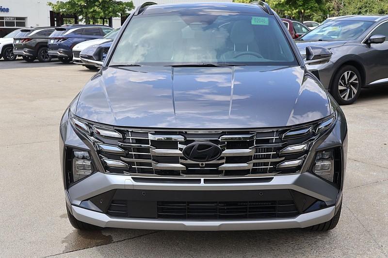new 2025 Hyundai TUCSON Hybrid car, priced at $42,109