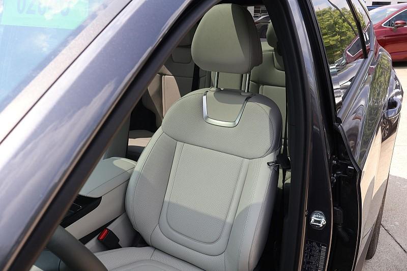 new 2025 Hyundai TUCSON Hybrid car, priced at $42,109
