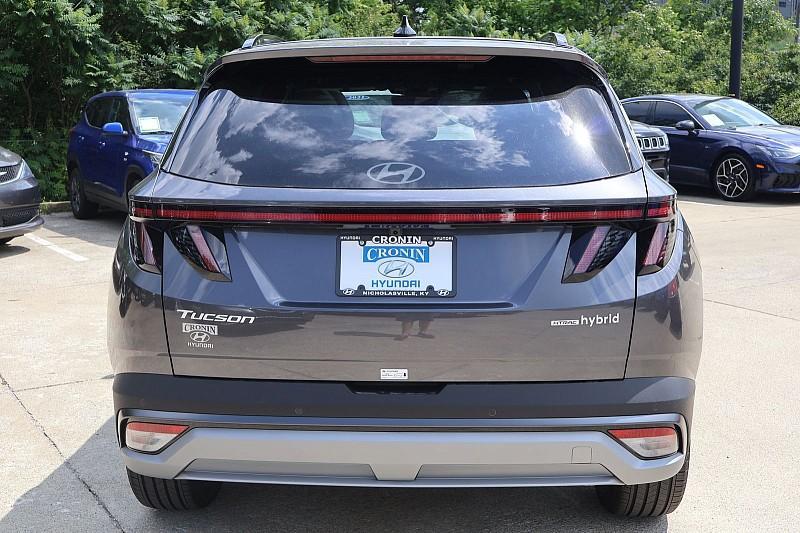 new 2025 Hyundai TUCSON Hybrid car, priced at $42,109