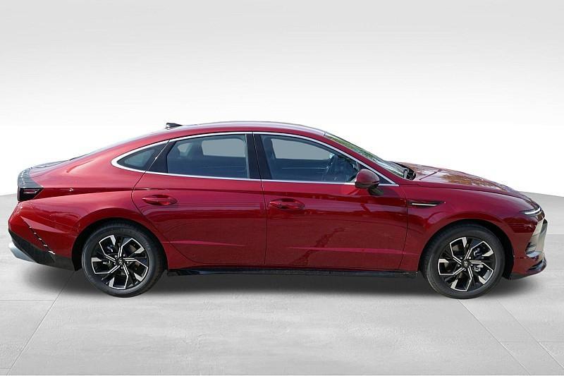 new 2024 Hyundai Sonata car, priced at $26,490